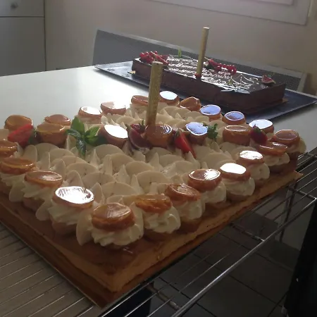 Szálloda Au Pere Tranquille 2*