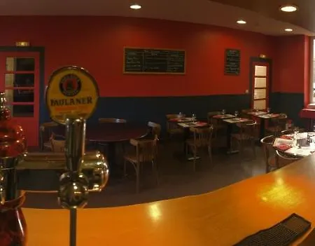 Au Pere Tranquille Szálloda Tinchebray-Bocage