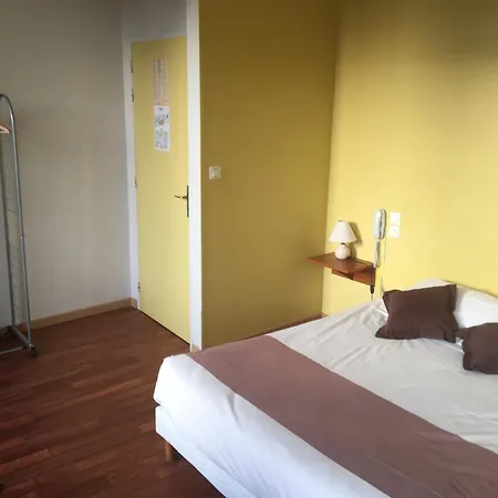 Szálloda Au Pere Tranquille