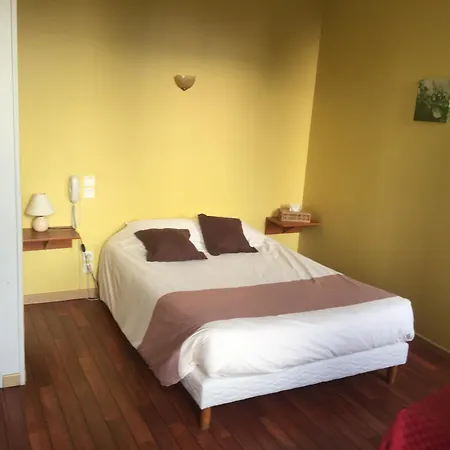 Szálloda Au Pere Tranquille