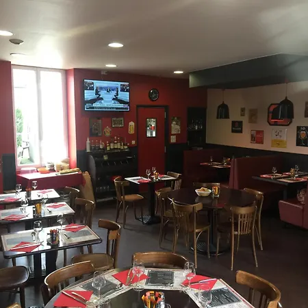 Au Pere Tranquille 2*