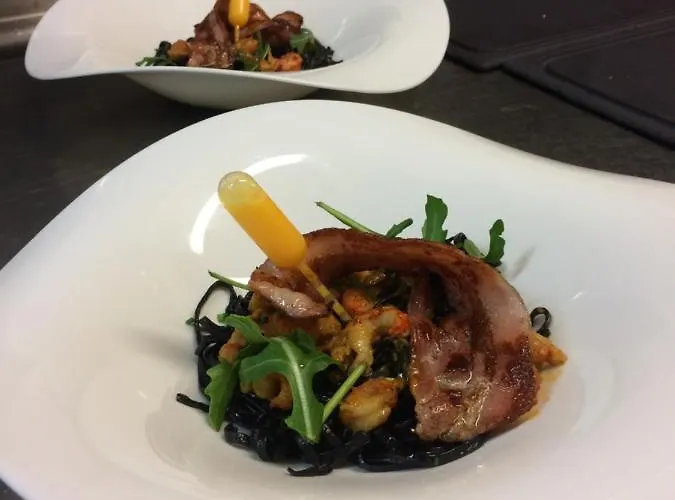 Hotel Au Pere Tranquille 2*