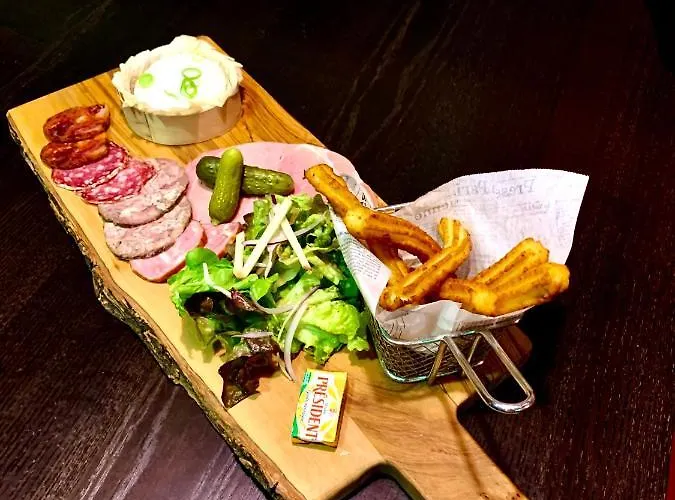 Hotel Au Pere Tranquille Tinchebray-Bocage