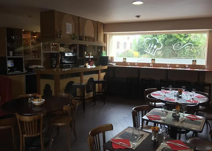 Szálloda Au Pere Tranquille 2*