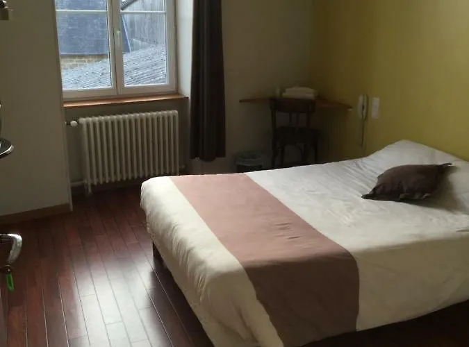 Au Pere Tranquille 2* Tinchebray-Bocage